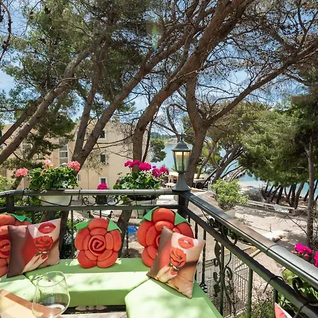 Beachfront Romy With Sauna Apartament *