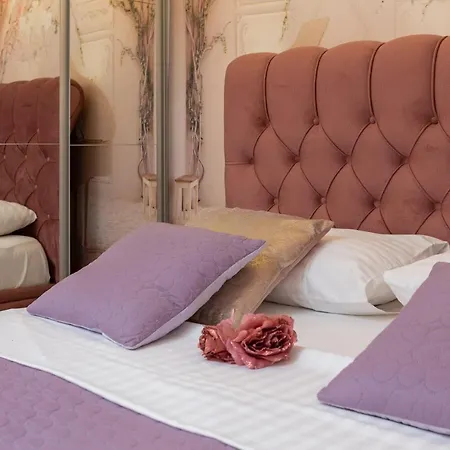 Beachfront Romy With Sauna Apartamento Makarska