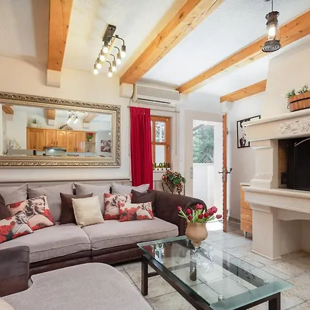 Apartamento Beachfront Romy With Sauna